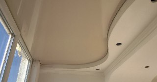 Натяжной потолок на балкон Новотроицк, цена 6281 руб.